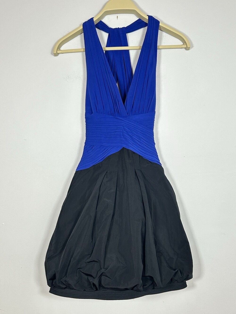BCBGMAXAZRIA Blue Sapphire Black Halter Bubble Hem Mini Dress XXS